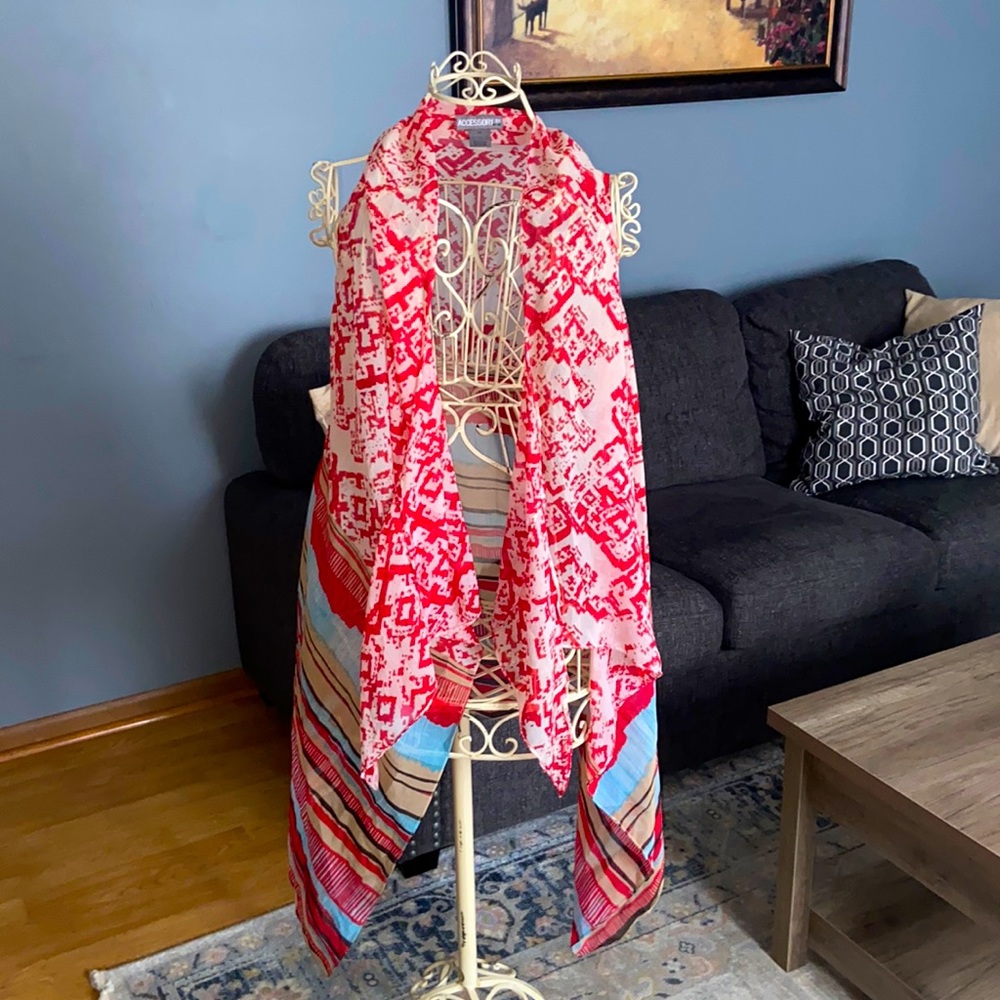 Lightweight Pink & Red Patterned Women's Scarf - Unbranded